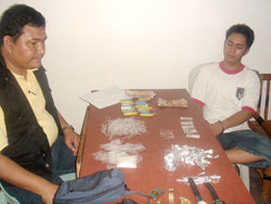 Chief Insp. Ramir T. Gallardo presents to the media the recoveries from Ian de la Cruz after the buy bust operations at Brgy Tanza Esperanza, City Proper.