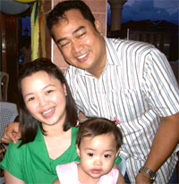 Talisay City Mayor Dr Eric Saratan, with wife Sheila and baby.